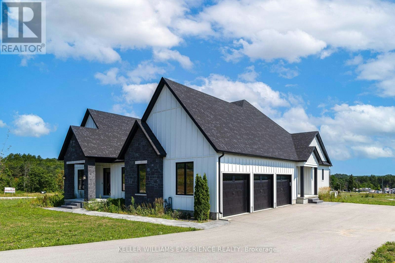 96 Waverley Heights, Tay, ON, L0L 1P0