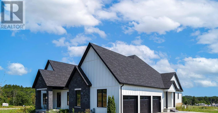 96 Waverley Heights, Tay, ON, L0L 1P0