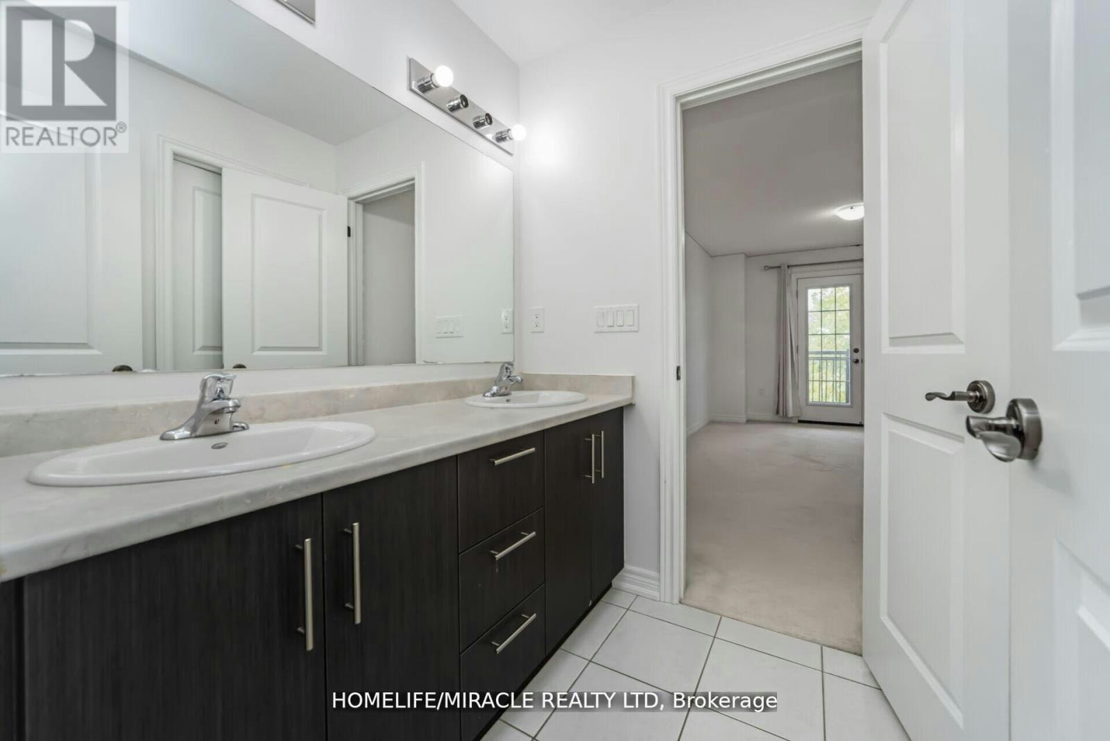 10 Kenora Street, Brampton, ON, L6X 5N8 - 32