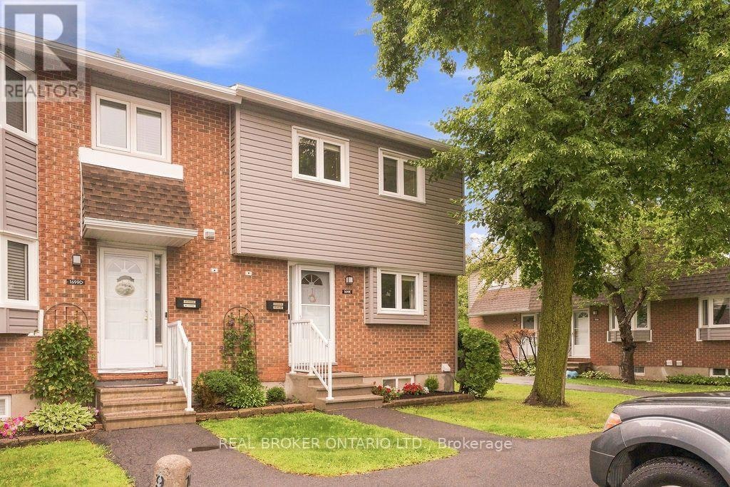 1699E Lamoureux Drive, Ottawa, ON, K1E 2N3