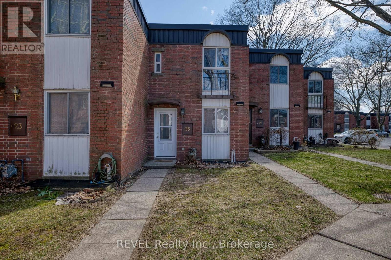 25-6476 Huggins Street, Niagara Falls, ON, L2J 1G9