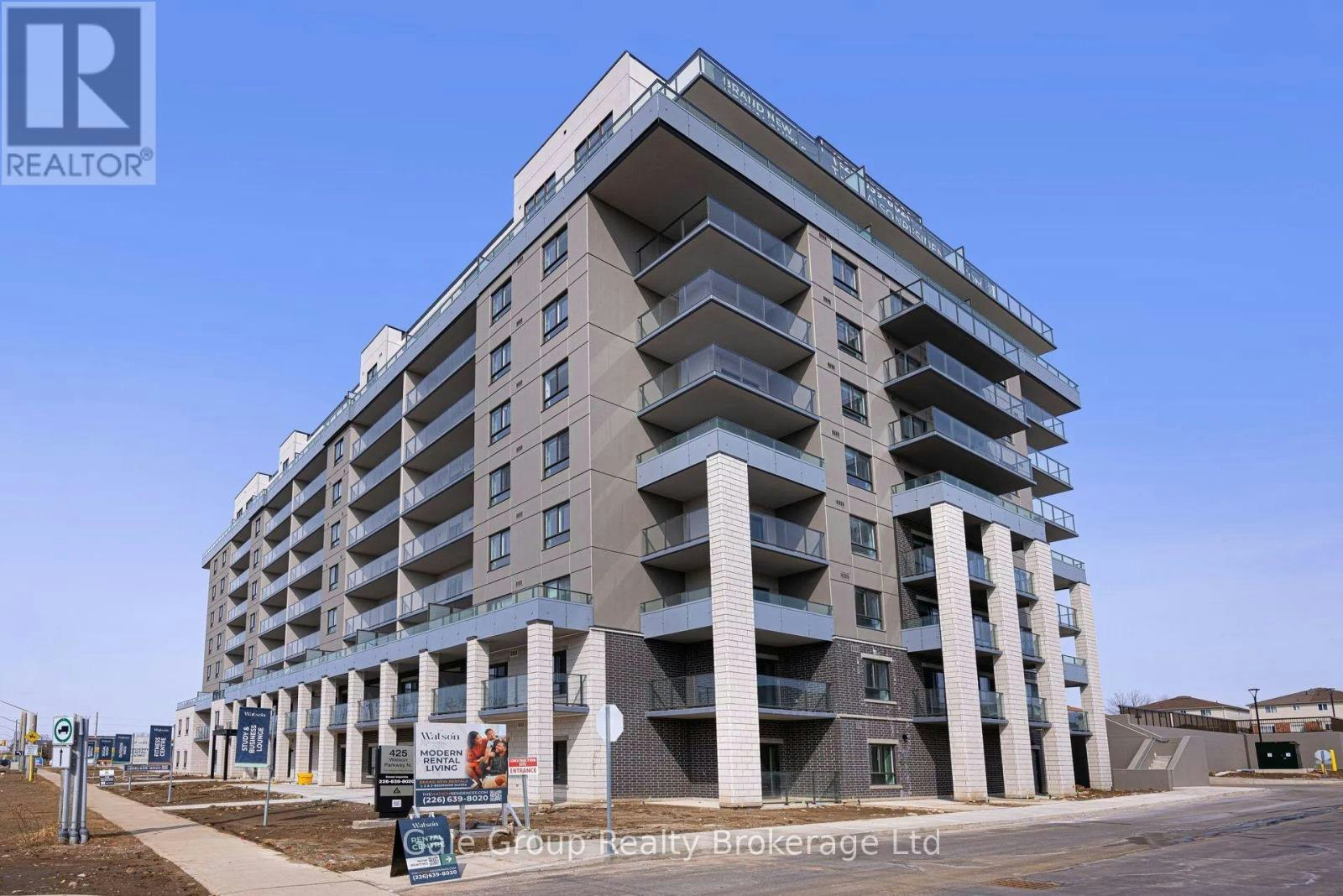 215-425 Watson Parkway N, Guelph, ON, N1E 7K5