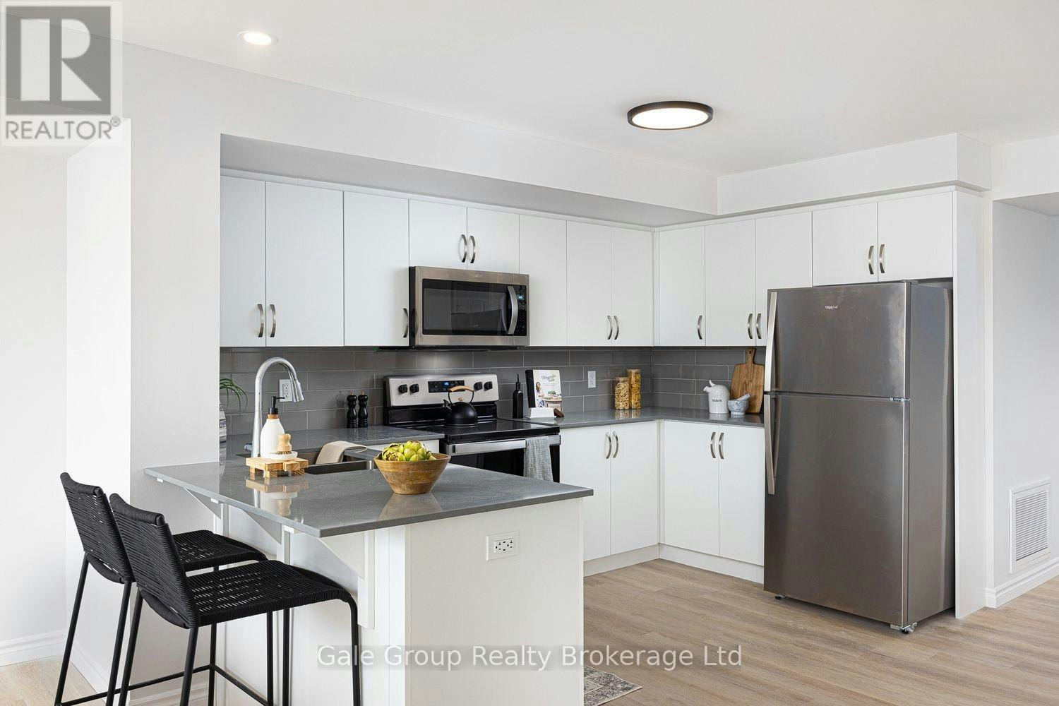 215-425 Watson Parkway N, Guelph, ON, N1E 7K5 - 15