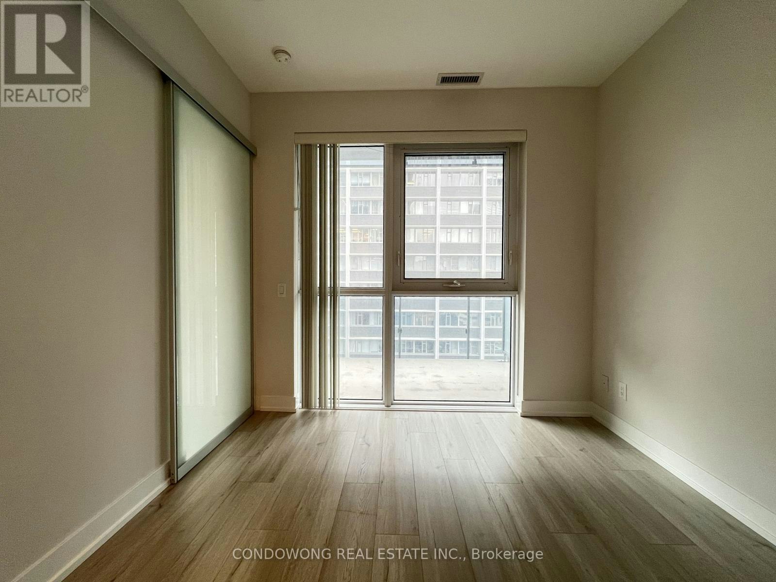 1110-7 Grenville Street, Toronto, ON, M4Y 0E9 - 11