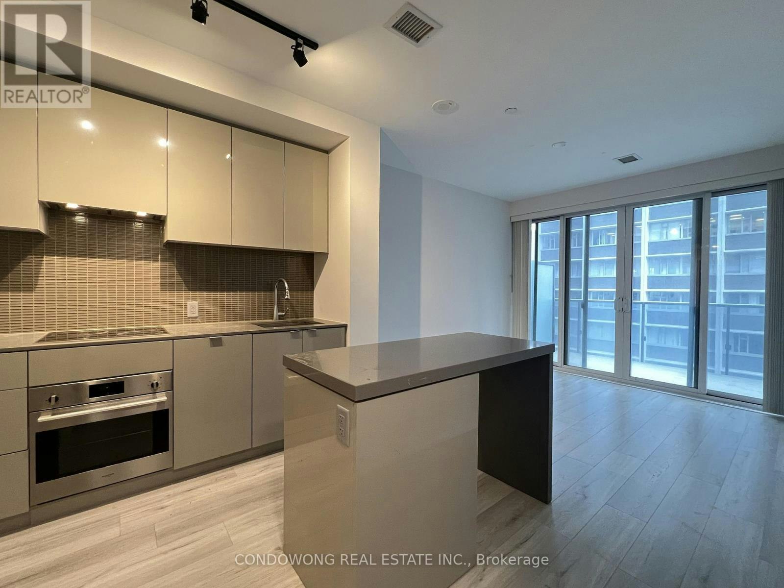1110-7 Grenville Street, Toronto, ON, M4Y 0E9