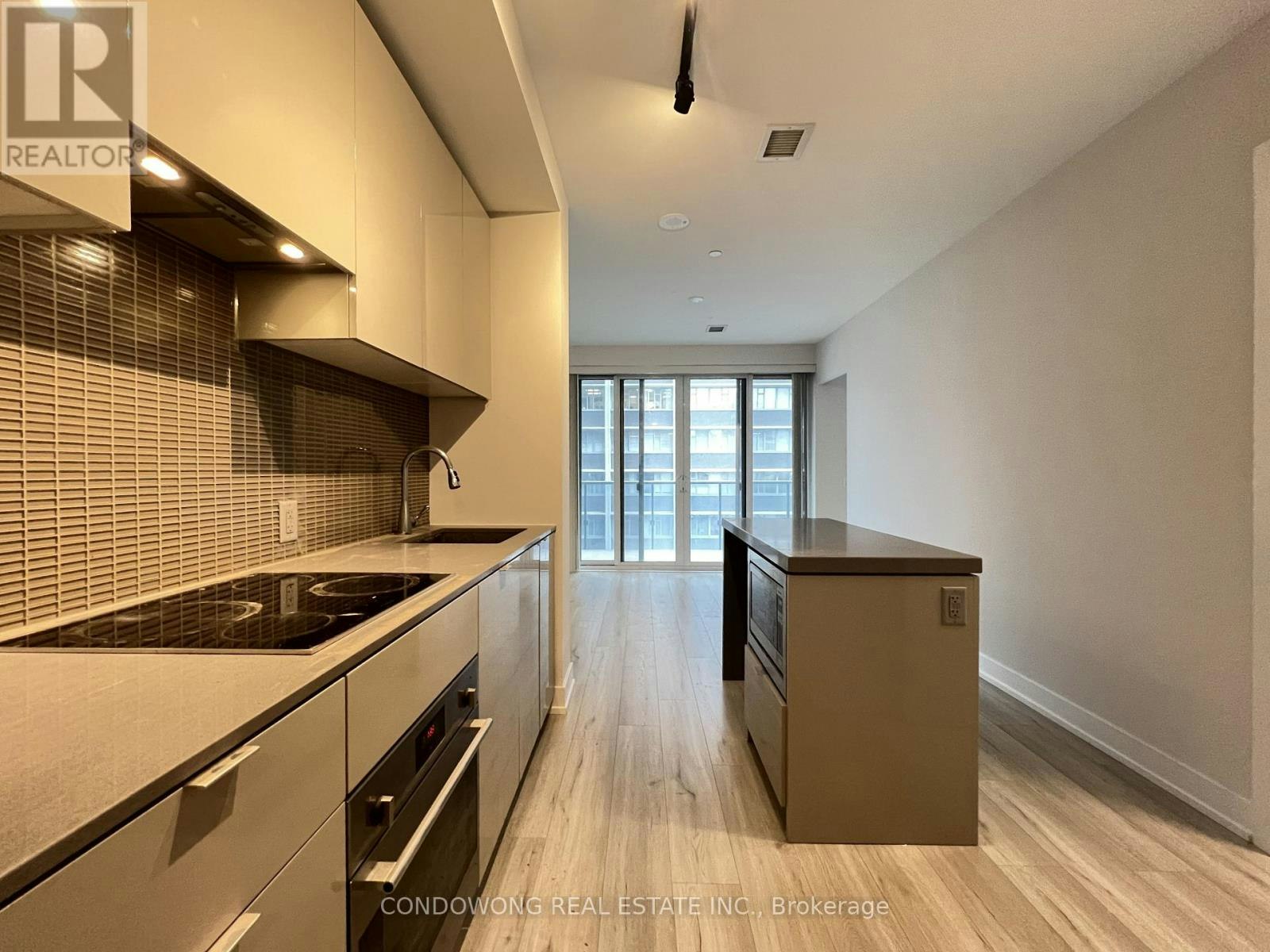 1110-7 Grenville Street, Toronto, ON, M4Y 0E9 - 4