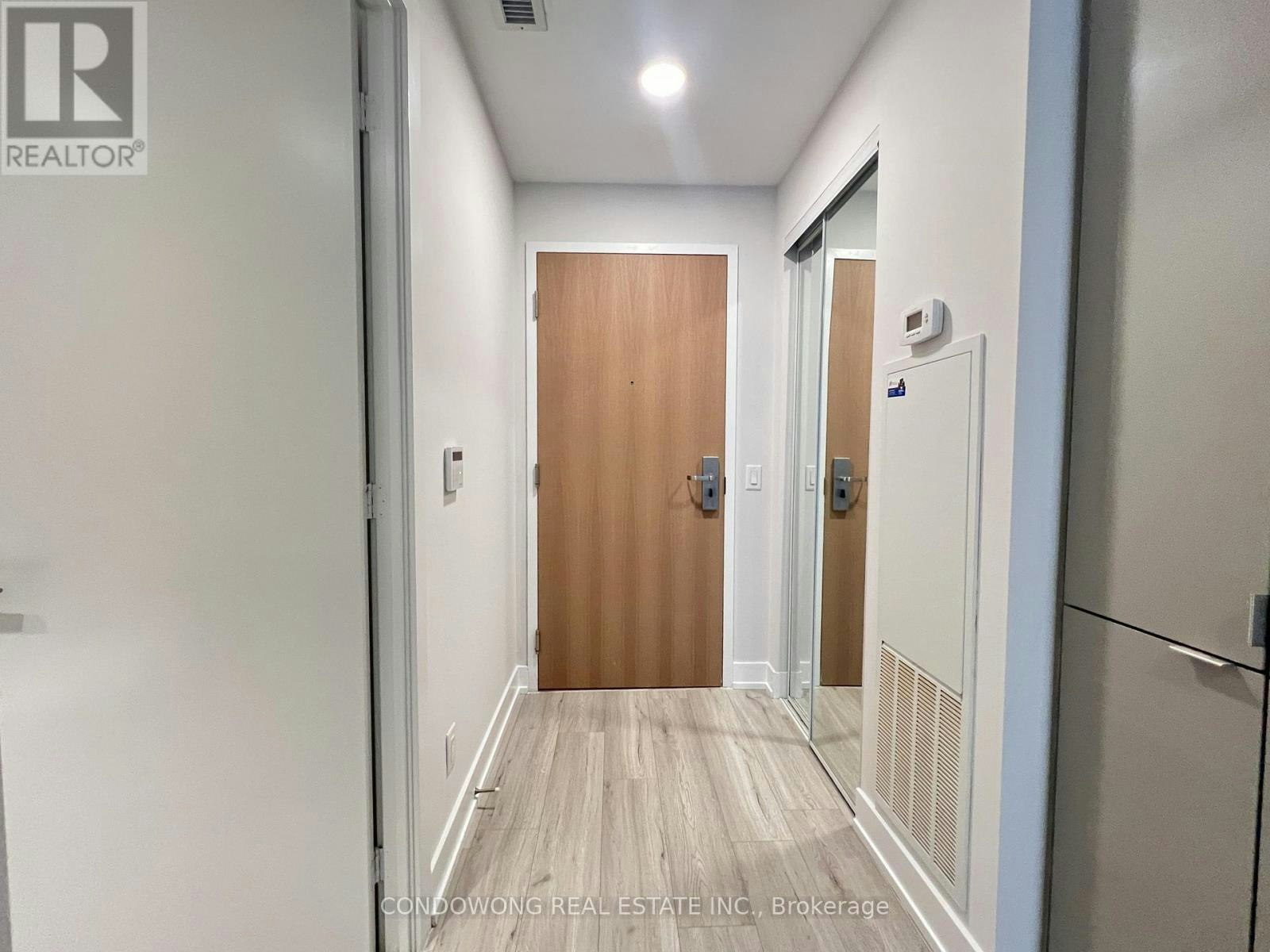 1110-7 Grenville Street, Toronto, ON, M4Y 0E9 - 15