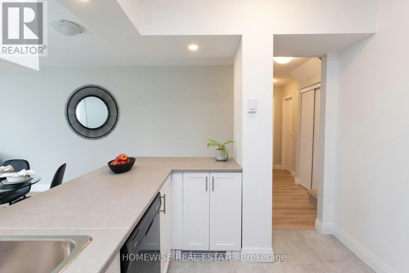 B17-240 Ormond Drive, Oshawa, ON, L1G 6T5 - 7