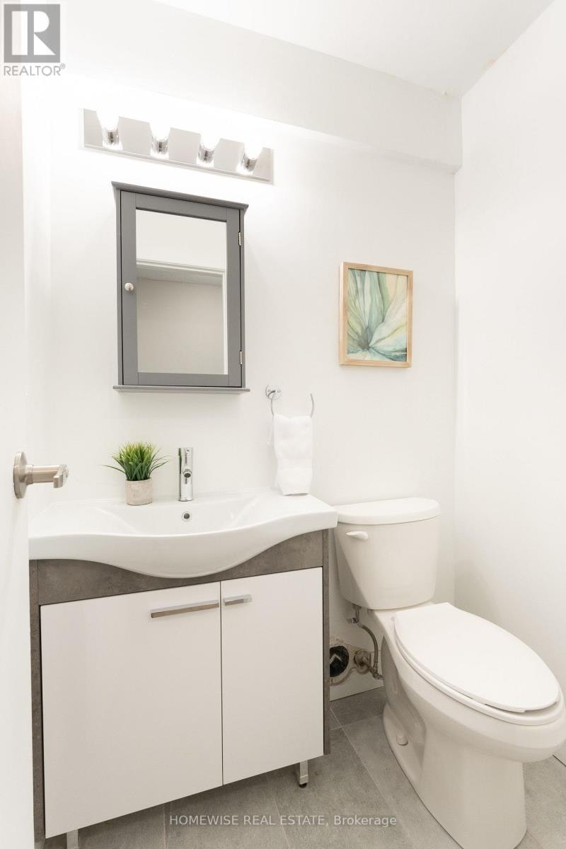 B17-240 Ormond Drive, Oshawa, ON, L1G 6T5 - 16