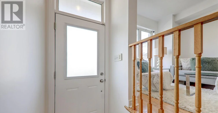 43 Kawneer Terrace, Toronto, ON, M1P 0C2 - 6