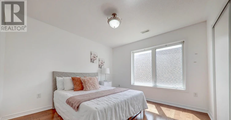 43 Kawneer Terrace, Toronto, ON, M1P 0C2 - 17