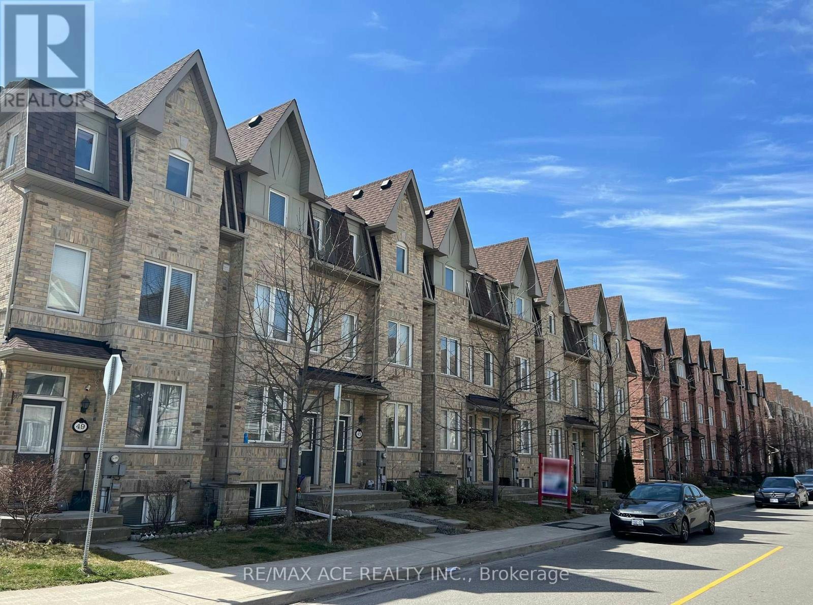 43 Kawneer Terrace, Toronto, ON, M1P 0C2