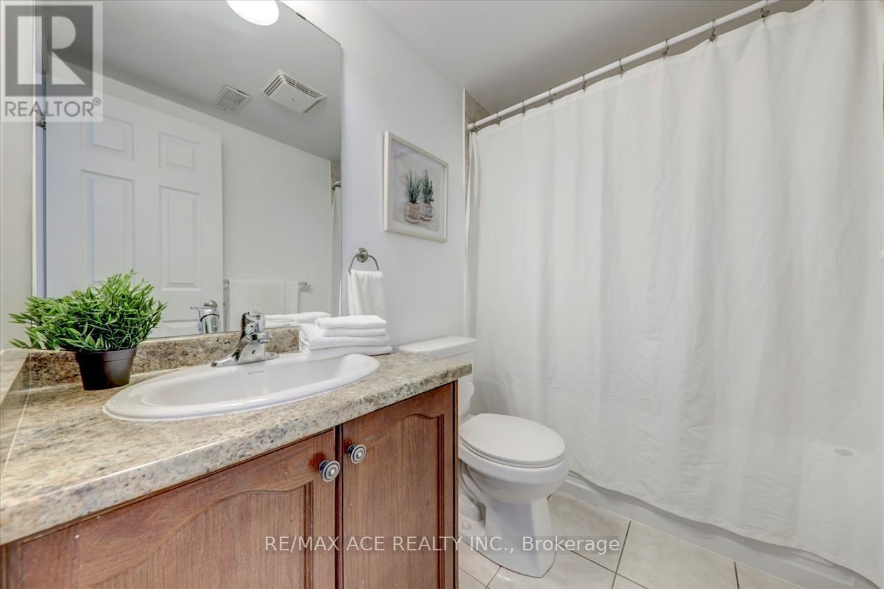 43 Kawneer Terrace, Toronto, ON, M1P 0C2 - 19