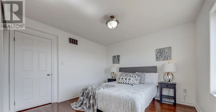 43 Kawneer Terrace, Toronto, ON, M1P 0C2 - 26