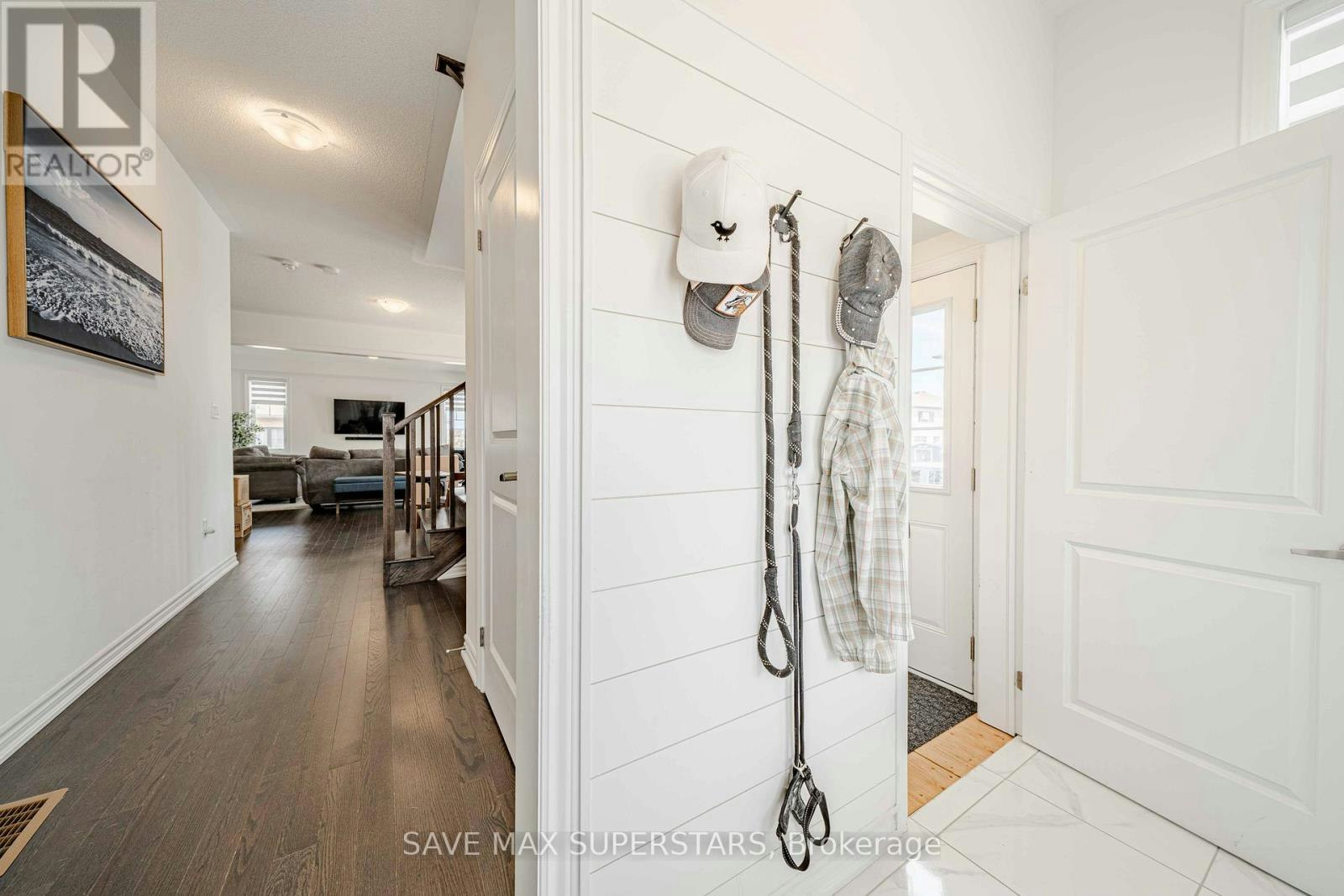 34 Bannister Road, Barrie, ON, L9J 0L5 - 4