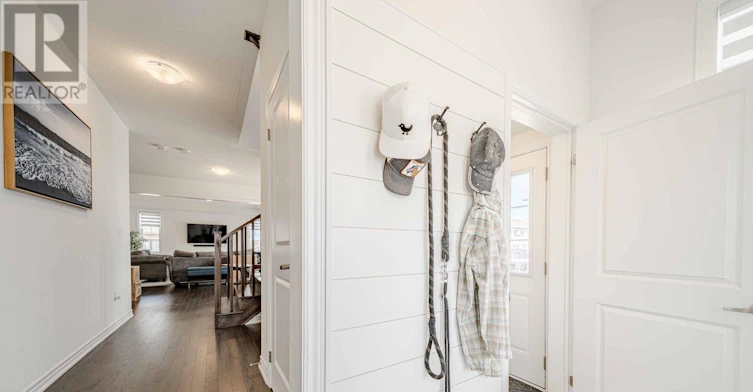 34 Bannister Road, Barrie, ON, L9J 0L5 - 4