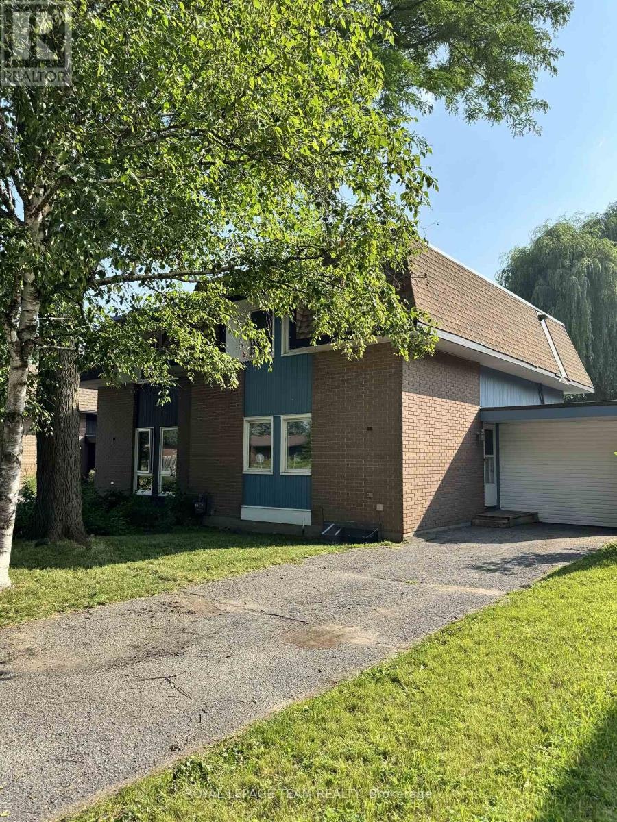 145 Penfield Drive, Ottawa, ON, K2K 1M4