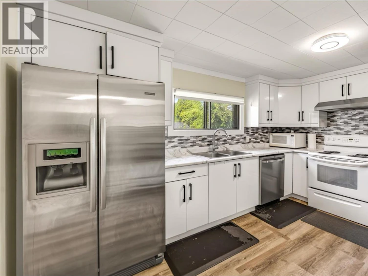 6488 Wolfcub Place Place, Oliver, BC, V0H 1T3 - 9