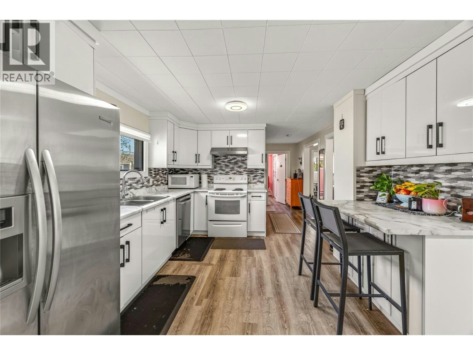 6488 Wolfcub Place Place, Oliver, BC, V0H 1T3 - 8