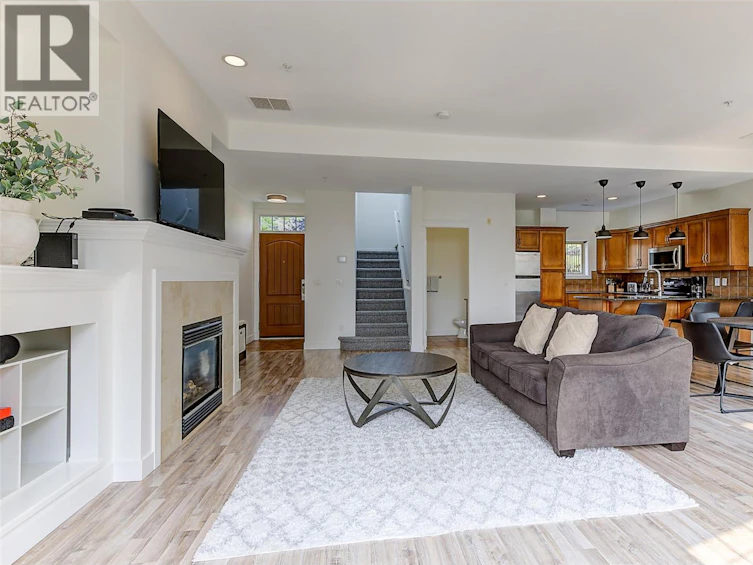 204-1795 Country Club Drive, Kelowna, BC, V1V 2V9 - 7