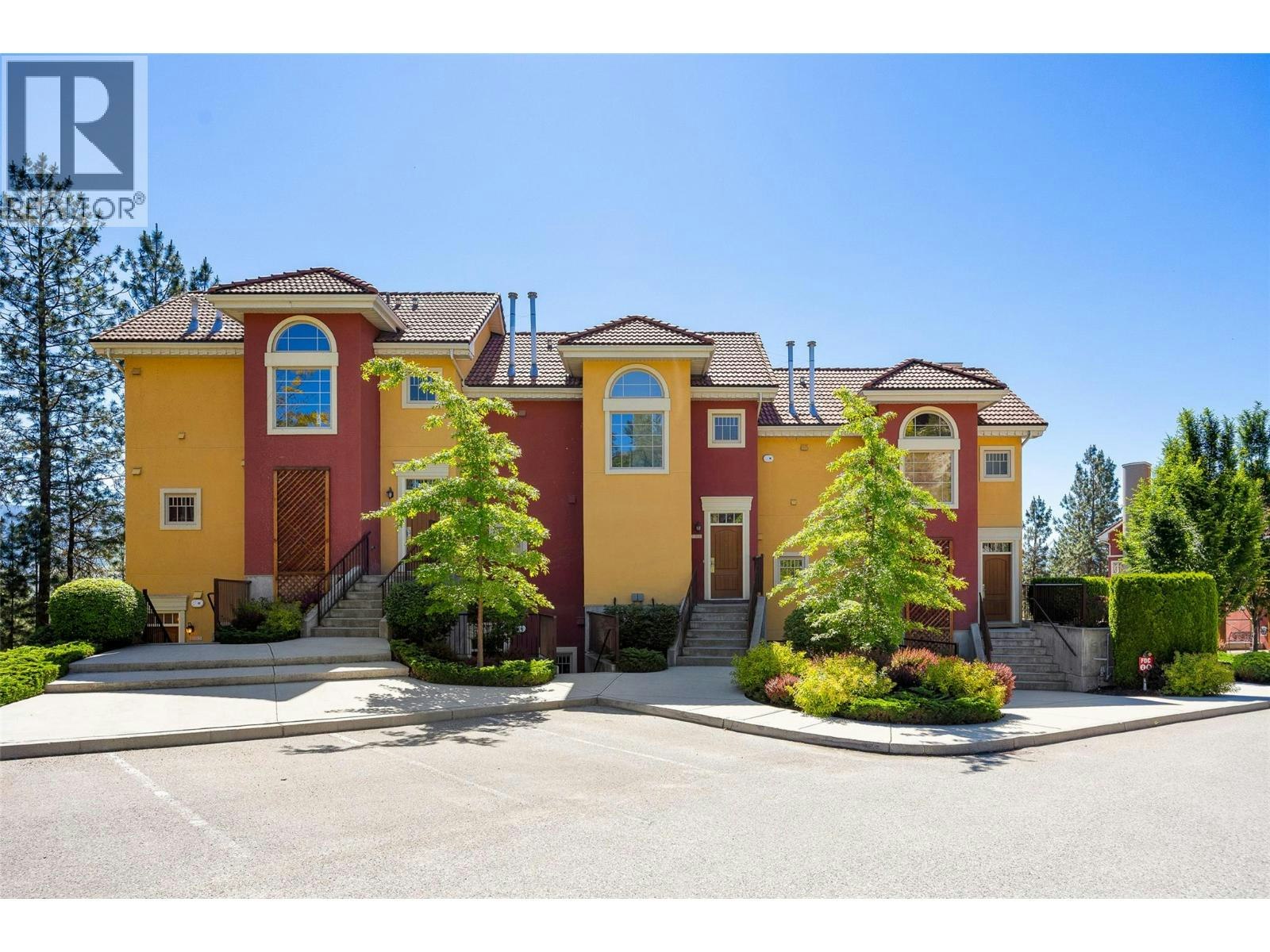 204-1795 Country Club Drive, Kelowna, BC, V1V 2V9