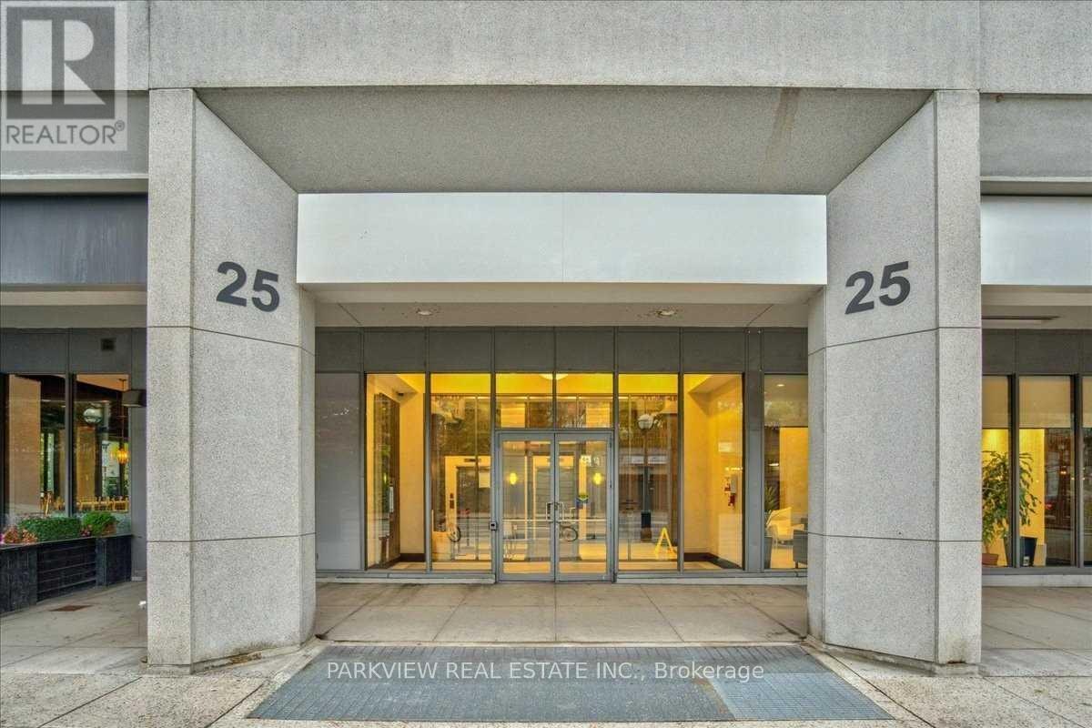 1118-25 Lower Simcoe Street, Toronto, ON, M5J 3A1