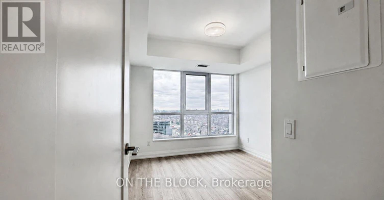 1911-286 Main Street, Toronto, ON, M4C 0B3 - 8