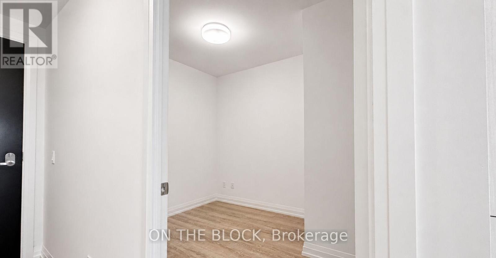 1911-286 Main Street, Toronto, ON, M4C 0B3 - 6