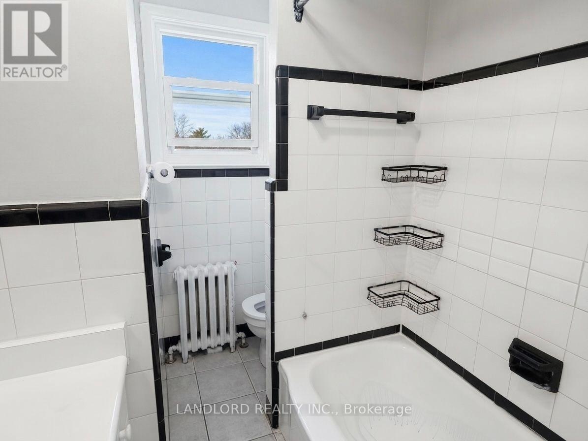 A-65 Fairfield Avenue, Toronto, ON, M8W 1R6 - 12