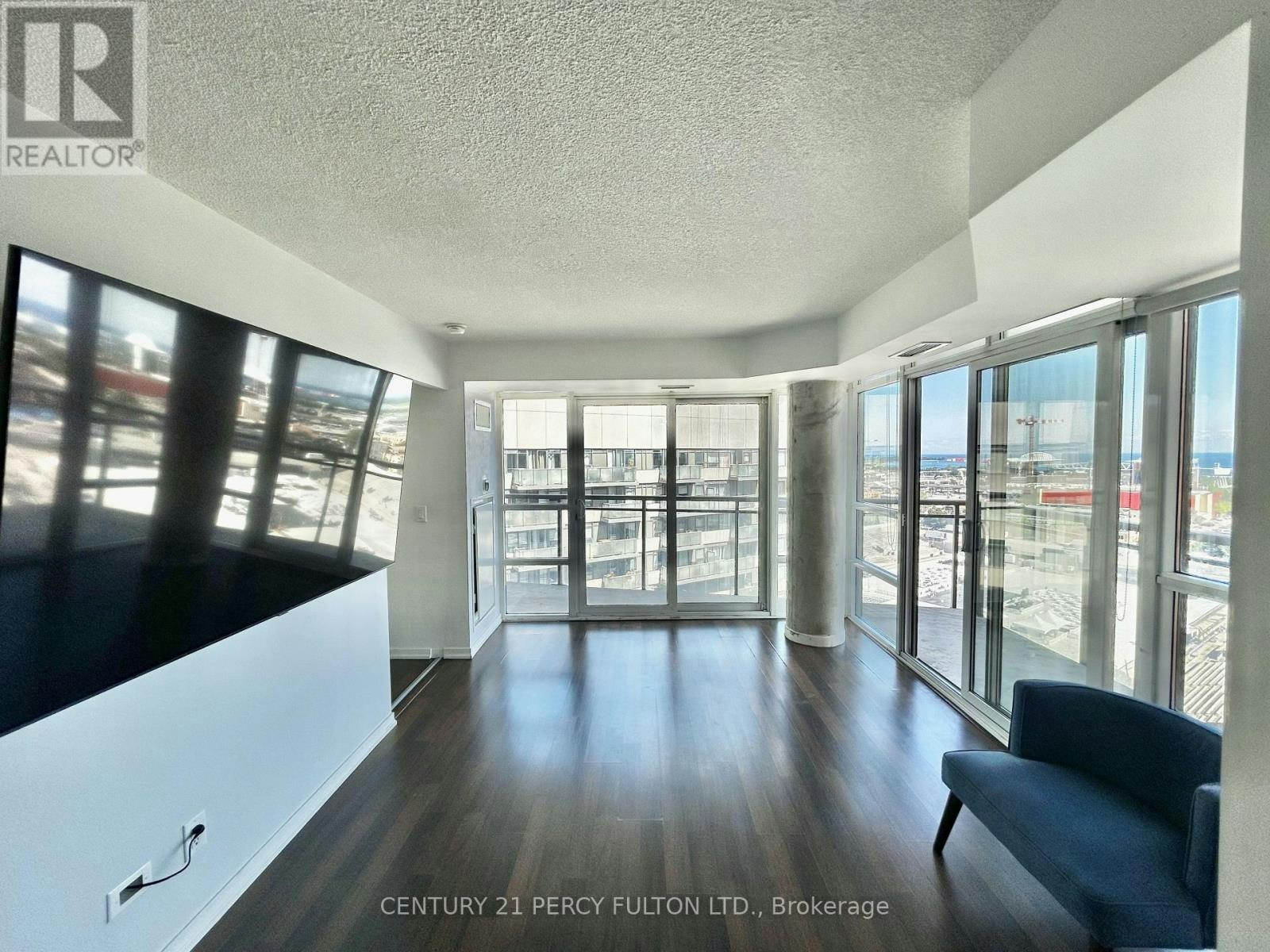 1405-38 Joe Shuster Way, Toronto, ON, M6K 0A5 - 8
