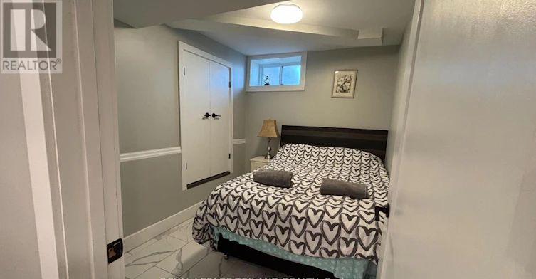 4-325 George Street, Port Stanley, ON, N5L 1C5 - 4