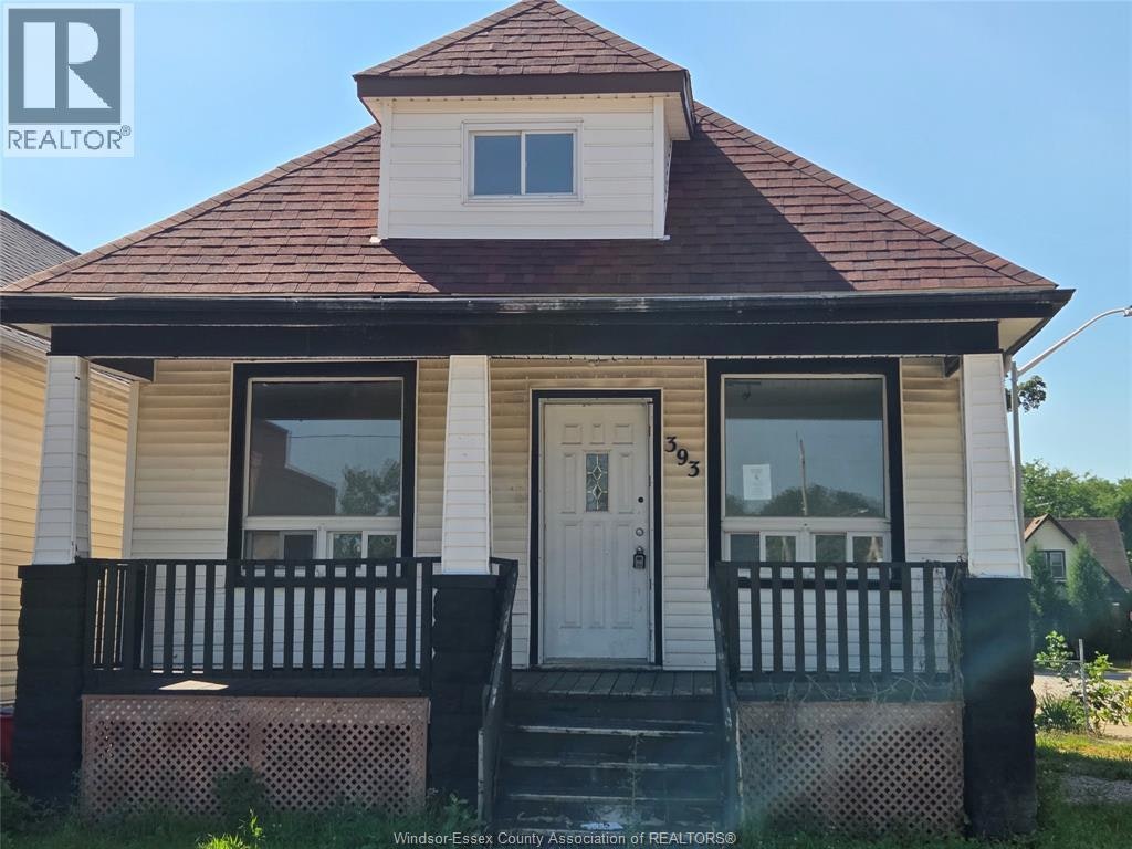 393 Newbury Street, Windsor, ON, N9A 6A1