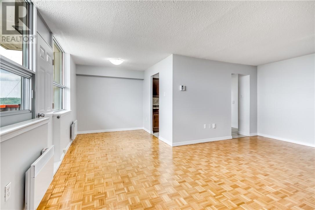 PH4-901 Lasalle Boulevard, Greater Sudbury, ON, P3A 1X7 - 6