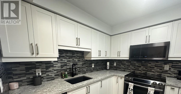 1402-1000 The Esplanade Road N, Pickering, ON, L1V 6V4 - 4