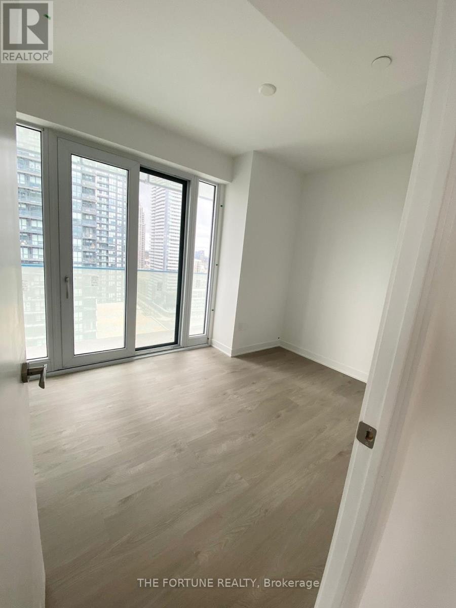 1709-3900 Confederation Parkway, Mississauga, ON, L5B 0M3 - 8