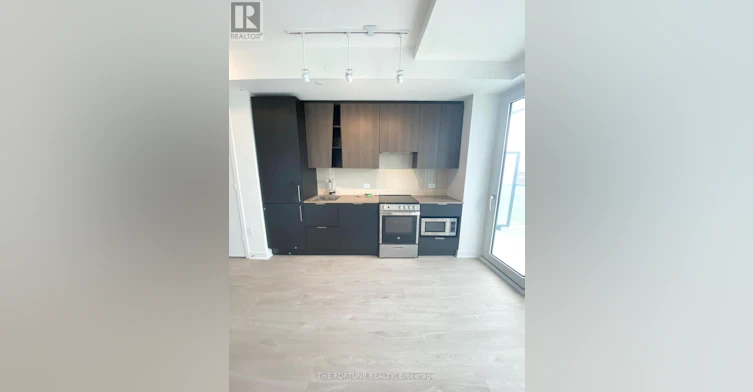 1709-3900 Confederation Parkway, Mississauga, ON, L5B 0M3 - 2