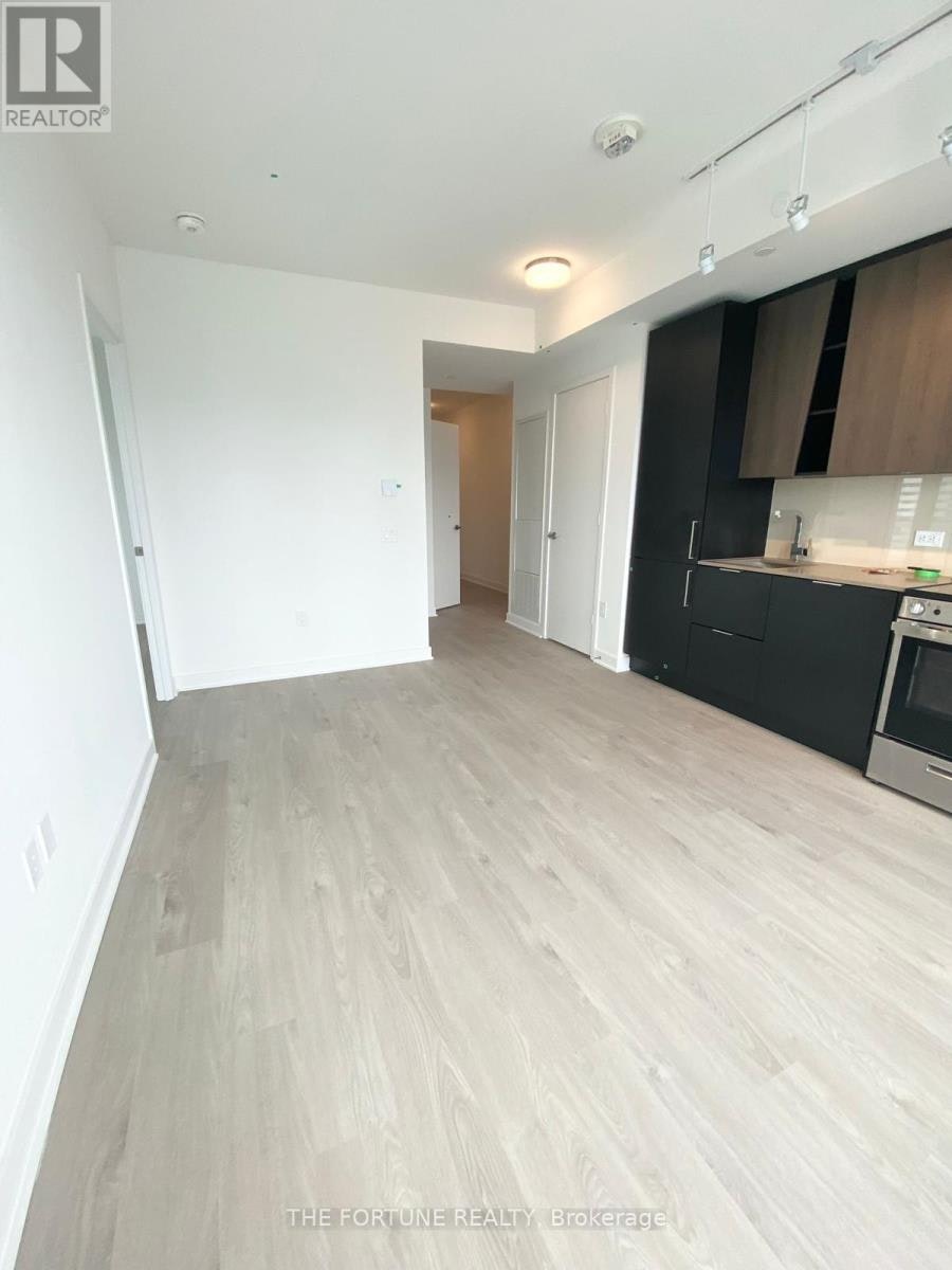 1709-3900 Confederation Parkway, Mississauga, ON, L5B 0M3 - 4