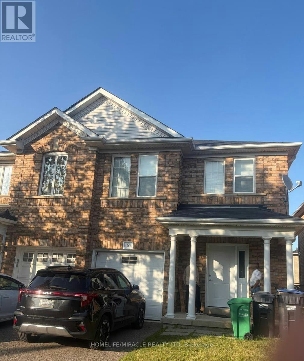 9 Farthingale Crescent, Brampton, ON, L7A 1R3