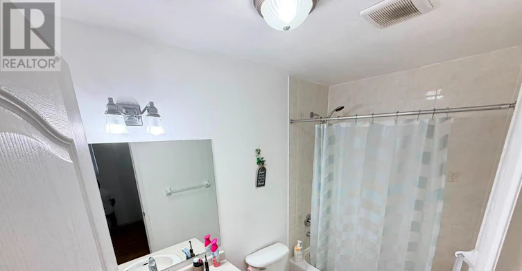 9 Farthingale Crescent, Brampton, ON, L7A 1R3 - 4