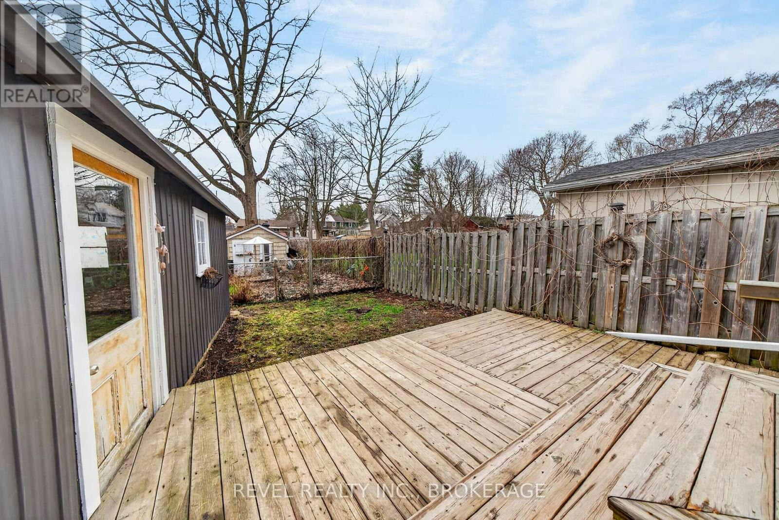 38 Bennett Street, Brockville, ON, K6V 2V8 - 26