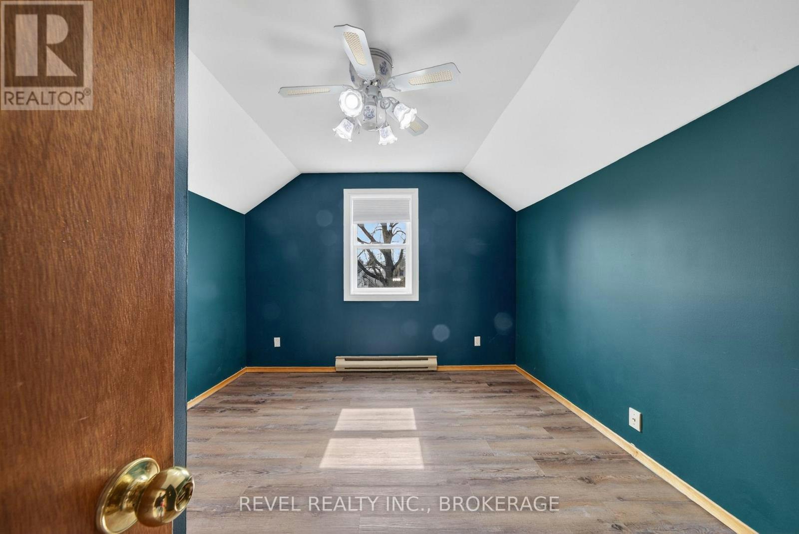 38 Bennett Street, Brockville, ON, K6V 2V8 - 21