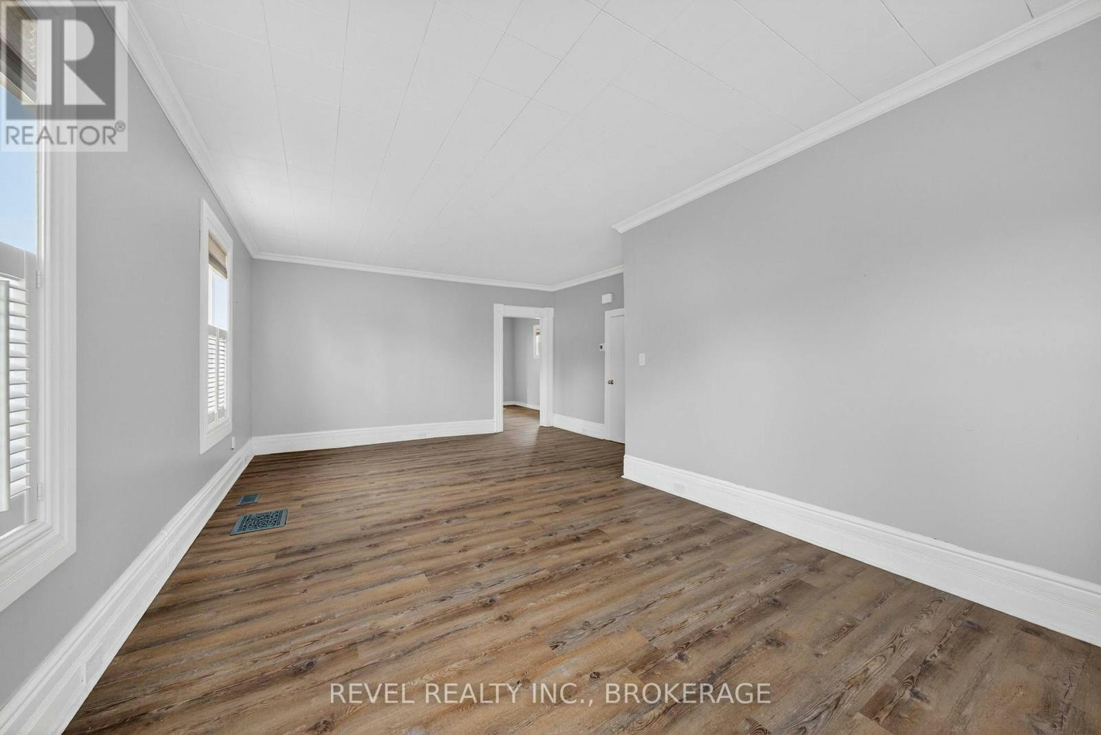 38 Bennett Street, Brockville, ON, K6V 2V8 - 9