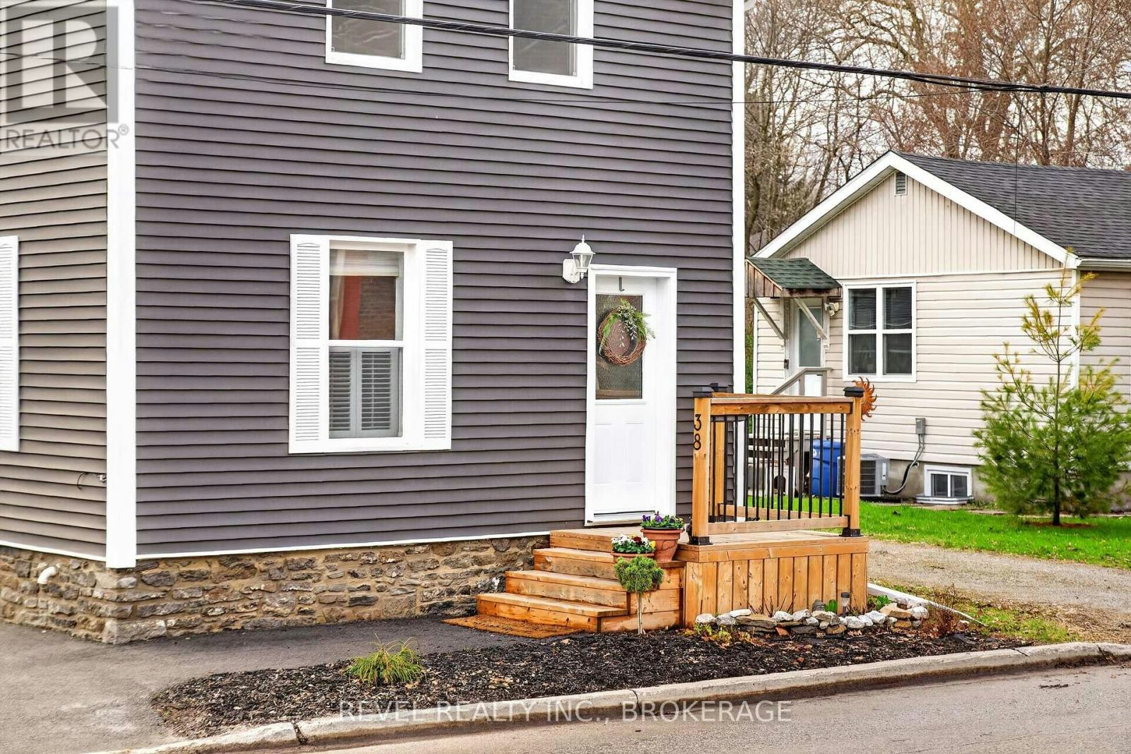 38 Bennett Street, Brockville, ON, K6V 2V8 - 29