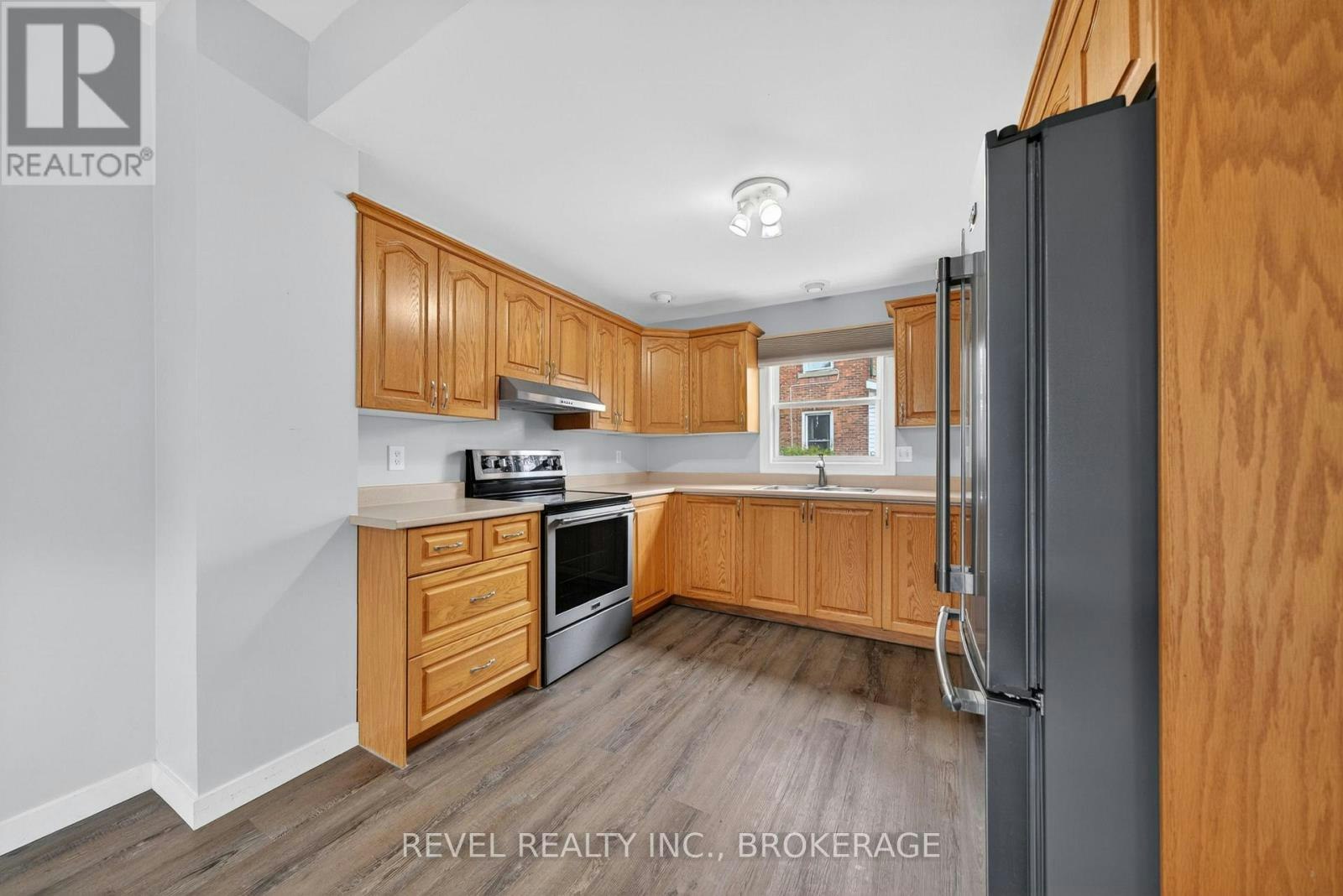 38 Bennett Street, Brockville, ON, K6V 2V8 - 16