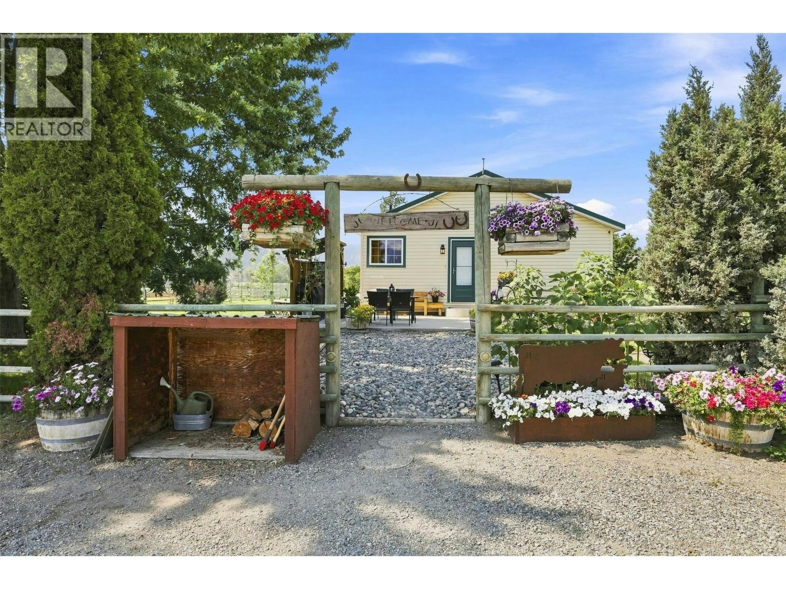 2225 Hazelhurst Road, Merritt, BC, V1K 1N7