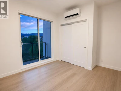409-1380 Pridham Avenue - 5