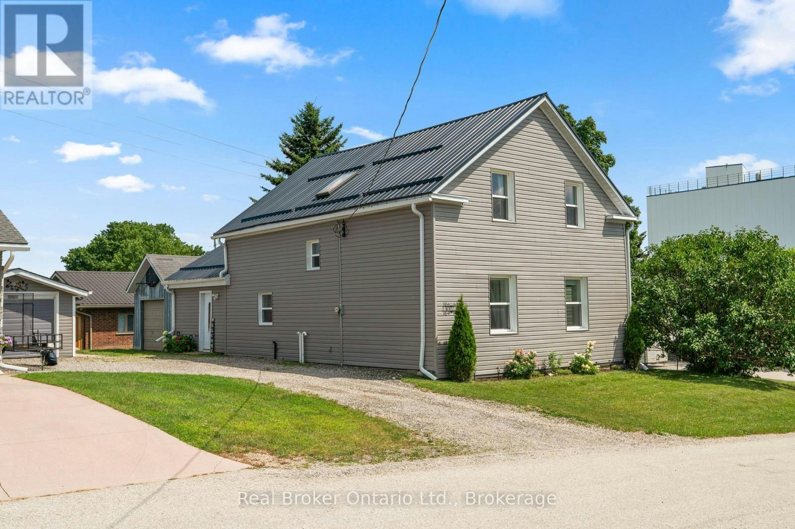 1 Wall Street, South Bruce, ON, N0G 2S0