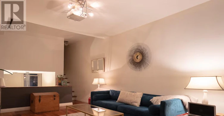 12 Ashby Place, Toronto, ON, M5A 3E3 - 5