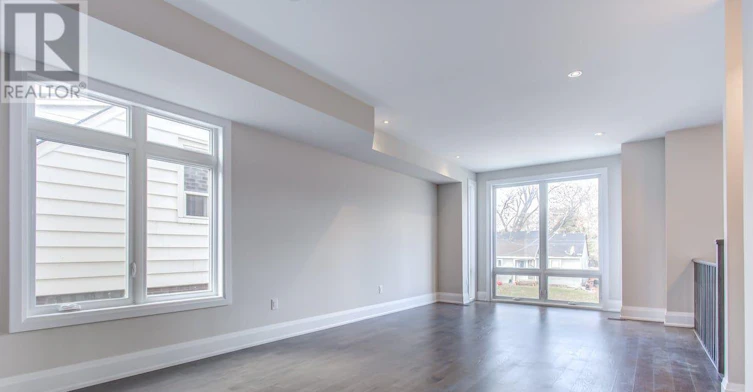 35B Marquette Avenue, Toronto, ON, M6A 1X8 - 3