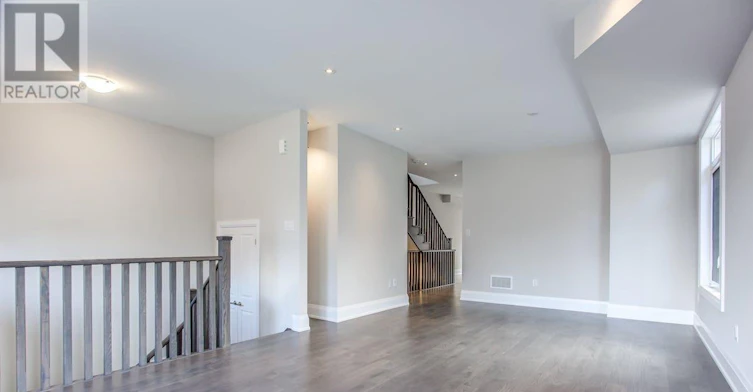 35B Marquette Avenue, Toronto, ON, M6A 1X8 - 6